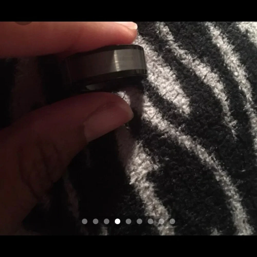 Alejandro Tungsten Rings - Picture 4 of 9